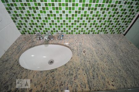 Apartamento à venda com 160m², 2 quartos e 2 vagasBanheiro