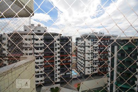 Apartamento à venda com 160m², 2 quartos e 2 vagasVista da Suíte