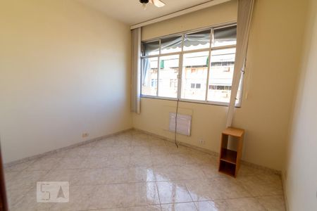 Apartamento à venda com 83m², 2 quartos e 1 vagaQuarto 1