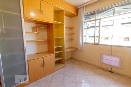 Apartamento à venda com 83m², 2 quartos e 1 vagaSuíte