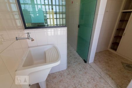 Apartamento à venda com 83m², 2 quartos e 1 vagaÁrea de Serviço