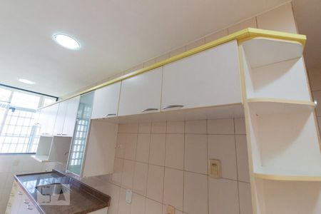 Apartamento à venda com 83m², 2 quartos e 1 vagaCozinha