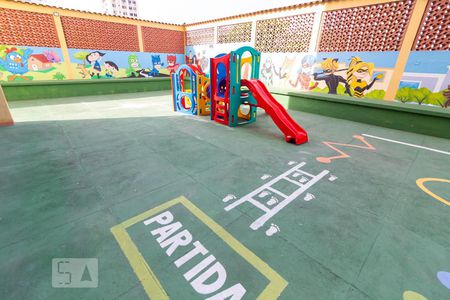 Apartamento à venda com 83m², 2 quartos e 1 vagaÁrea Comum - Playground