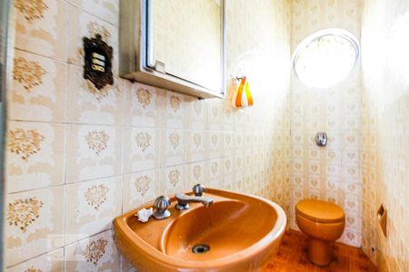 Casa à venda com 181m², 4 quartos e 3 vagasBanheiro