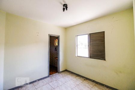 Casa à venda com 181m², 4 quartos e 3 vagasSuíte 2