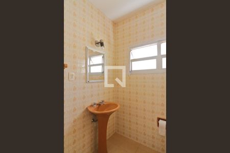 Casa para alugar com 125m², 3 quartos e 1 vagaBanheiro