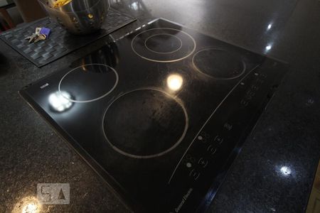 Apartamento à venda com 88m², 2 quartos e 2 vagasCozinha