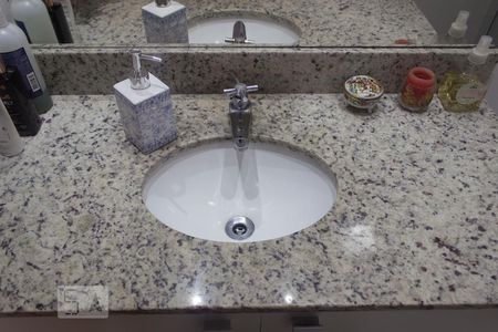 Apartamento à venda com 41m², 1 quarto e 1 vagaPia