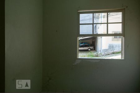 Quarto 2 de casa para alugar com 2 quartos, 52m² em Vila Bertioga, São Paulo