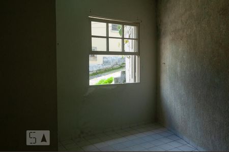 Quarto 2 de casa para alugar com 2 quartos, 52m² em Vila Bertioga, São Paulo