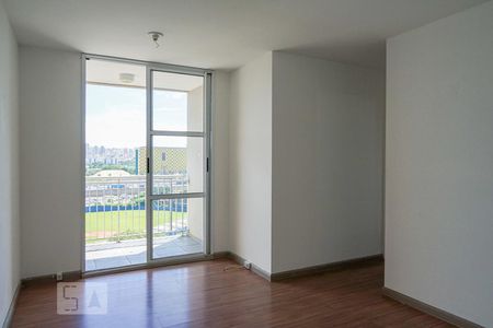 Sala de apartamento para alugar com 3 quartos, 63m² em Bom Retiro, São Paulo