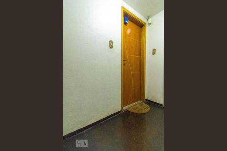 Apartamento para alugar com 48m², 2 quartos e sem vagaEntrada