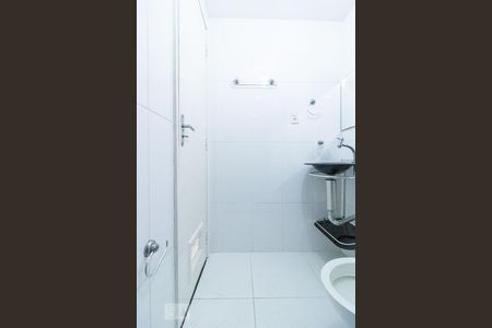 Apartamento para alugar com 48m², 2 quartos e sem vagaBanheiro