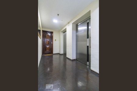 Apartamento para alugar com 48m², 2 quartos e sem vagaCorredor