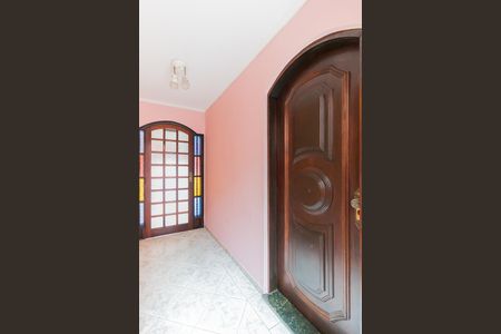 Casa à venda com 95m², 2 quartos e 2 vagasCorredor