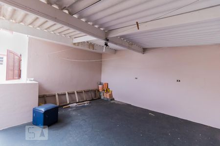 Casa à venda com 95m², 2 quartos e 2 vagasTerraço