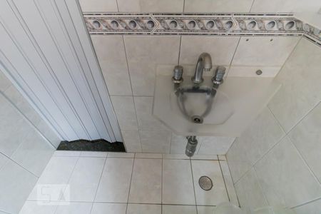 Casa à venda com 95m², 2 quartos e 2 vagasDetalhe banheiro