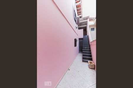 Casa à venda com 95m², 2 quartos e 2 vagasCorredor