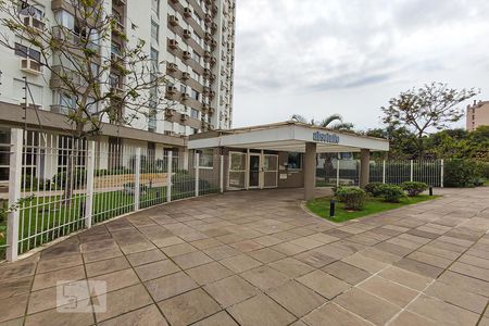 Apartamento para alugar com 65m², 2 quartos e 2 vagas Apartamento para alugar com 65m², 2 quartos e 2 vagasFachada e portaria