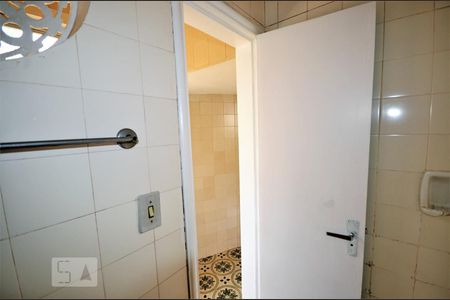 Apartamento à venda com 175m², 4 quartos e 1 vagaBanheiro de Serviço