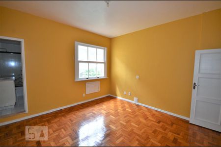 Apartamento à venda com 175m², 4 quartos e 1 vagaQuarto 2