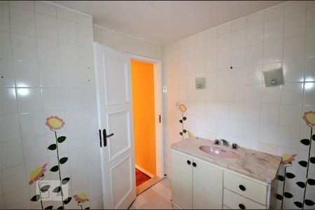 Apartamento à venda com 175m², 4 quartos e 1 vagaBanheiro da Suíte