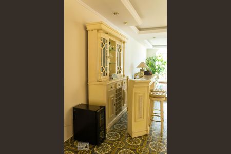 Casa à venda com 300m², 4 quartos e 3 vagas Casa à venda com 300m², 4 quartos e 3 vagasHall de Entrada