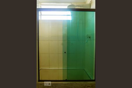 Casa à venda com 300m², 4 quartos e 3 vagas Casa à venda com 300m², 4 quartos e 3 vagasBanheiro Suíte 2