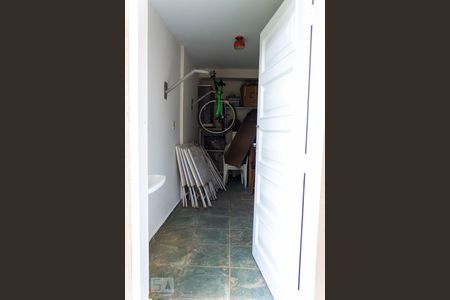 Casa à venda com 300m², 4 quartos e 3 vagas Casa à venda com 300m², 4 quartos e 3 vagasDepósito