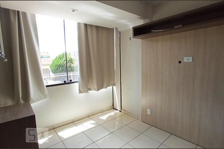 Quarto 1 de apartamento para alugar com 2 quartos, 62m² em Guará I, Brasília