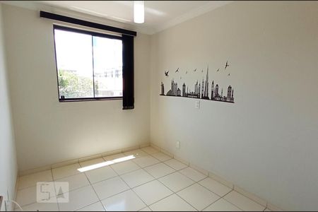 Quarto 2 de apartamento para alugar com 2 quartos, 62m² em Guará I, Brasília