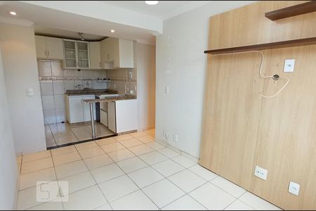 Sala de apartamento para alugar com 2 quartos, 62m² em Guará I, Brasília