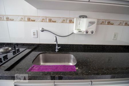 Apartamento à venda com 50m², 2 quartos e 1 vagaCozinha - Torneira