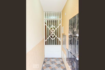 Casa de condomínio para alugar com 42m², 2 quartos e sem vagaEntrada