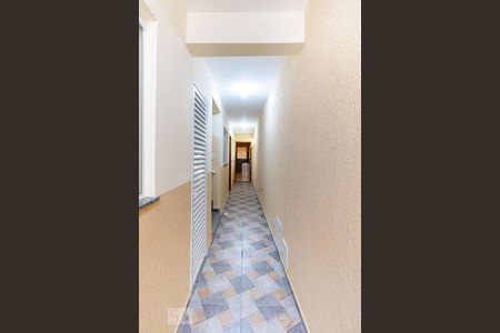 Casa de condomínio para alugar com 42m², 2 quartos e sem vagaCorredor