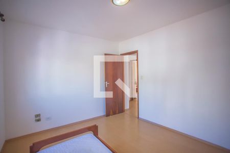 Casa à venda com 200m², 4 quartos e 3 vagasQuarto 2