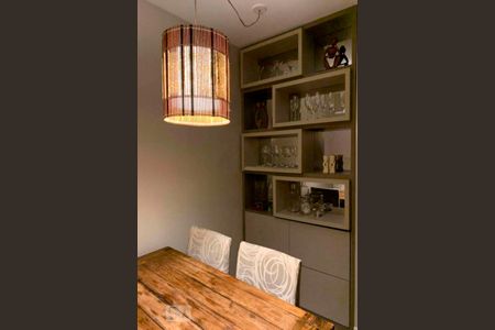 Apartamento para alugar com 65m², 2 quartos e 1 vaga Apartamento para alugar com 65m², 2 quartos e 1 vagaSala de Jantar