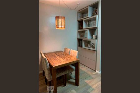 Apartamento para alugar com 65m², 2 quartos e 1 vaga Apartamento para alugar com 65m², 2 quartos e 1 vagaSala de Jantar