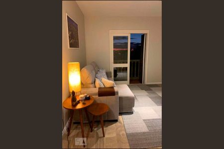 Apartamento para alugar com 65m², 2 quartos e 1 vaga Apartamento para alugar com 65m², 2 quartos e 1 vagaSala de Estar
