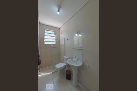 Banheiro de kitnet/studio para alugar com 1 quarto, 28m² em Vila Mariana, São Paulo