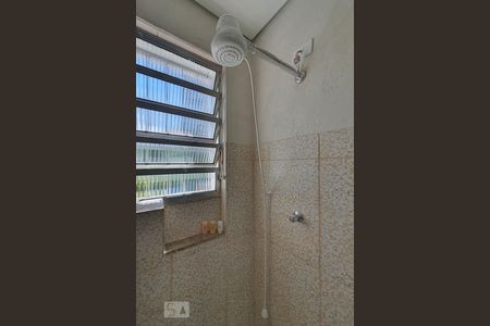 Banheiro de kitnet/studio para alugar com 1 quarto, 28m² em Vila Mariana, São Paulo