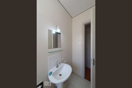 Banheiro de kitnet/studio para alugar com 1 quarto, 28m² em Vila Mariana, São Paulo