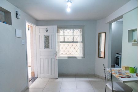 Sala/Quarto de kitnet/studio para alugar com 1 quarto, 24m² em Vila Mariana, São Paulo