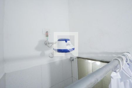 Banheiro social de kitnet/studio para alugar com 1 quarto, 25m² em Vila Mariana, São Paulo