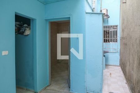 Casa para alugar com 90m², 2 quartos e sem vagaQuintal e Área de serviço