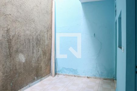 Casa para alugar com 90m², 2 quartos e sem vagaQuintal e Área de serviço