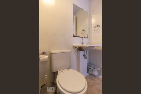 Apartamento à venda com 70m², 3 quartos e 1 vaga Apartamento à venda com 70m², 3 quartos e 1 vagaBanheiro do Quarto 1