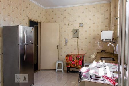 Apartamento à venda com 140m², 3 quartos e 2 vagas Apartamento à venda com 140m², 3 quartos e 2 vagasCozinha