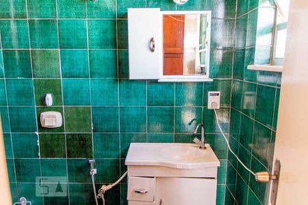 Apartamento à venda com 140m², 3 quartos e 2 vagas Apartamento à venda com 140m², 3 quartos e 2 vagasBanheiro da Suíte