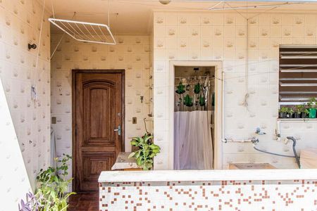 Apartamento à venda com 140m², 3 quartos e 2 vagas Apartamento à venda com 140m², 3 quartos e 2 vagasÁrea Externa